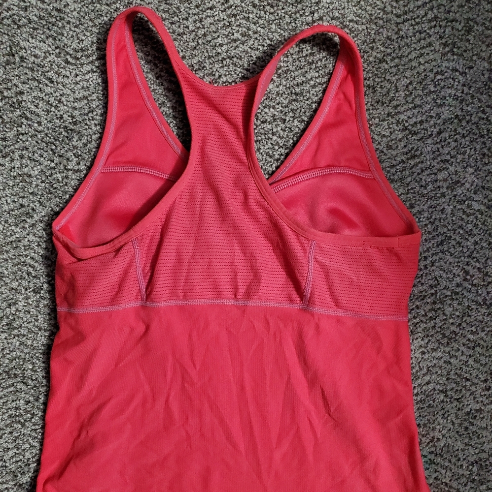Nike Tank - Picture 2 of 2